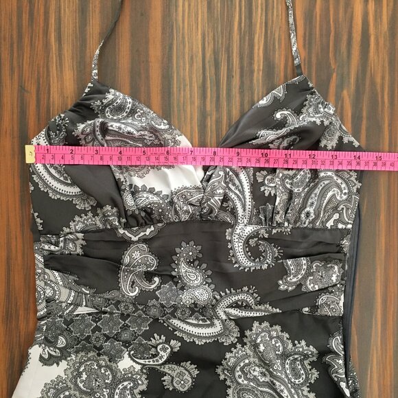 [Dynamite] Grey Paisley Halter | 3 | Fair - Picture 4 of 9
